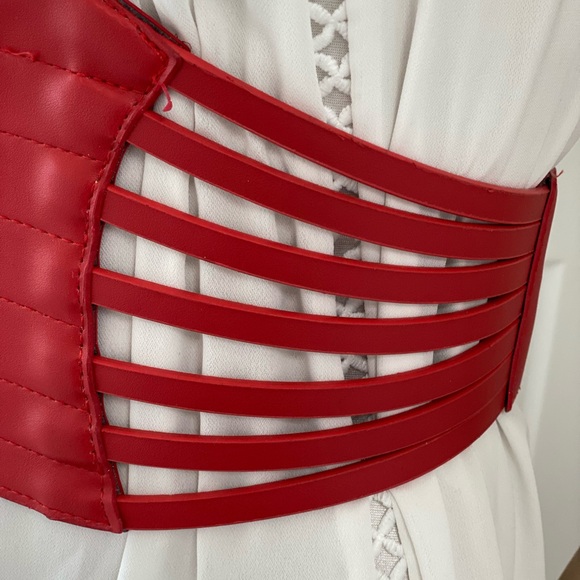 Fashion waist belt 31 inches long before stretch, fit up to waist size 34 inches - Picture 2 of 6